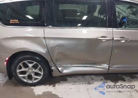 2018 Chrysler Pacifica Limited z USA, uszkodzony, nr VIN 2C4RC1GG6JR140357